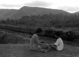 মৌসুমি ভৌমিক: আবেগ-বেদনা-একাকীত্ব লেপ্টে থাকে যার গানে moushumi bhowmik