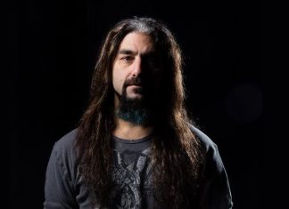 মাইক পর্টনয়: তাল ভাঙ্গার এক জাদুকর Mike Portnoy, potrait