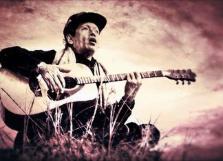 বাংলা সংগীতের কিংবদন্তী লাকী আখান্দ