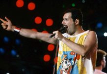 Behind Story: The Show Must Go On story behind the show must go on by queen