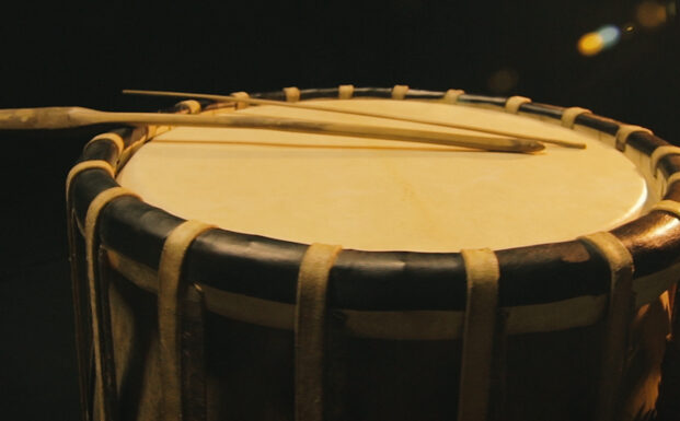 ‘Dhak’ to ‘Dundun’: Tradition, caste and colonialism in percussions dhak Bengali percussion musophia